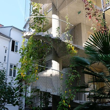 Stilvoll Und Luftig Im Herzen Von Linz Buitenkant foto